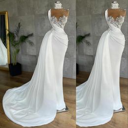 2022 Robes de mariée sirène africaine sexy col haut dentelle appliques perles cristal sans manches pure balayage train dos nu plus taille robes de mariée