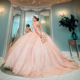 2022 Sexy Bling Rose Gold Pink Lace Lace Quinceanera Vestidos de cristal de cuello alto Vestidos Vestidos de Vestidos de Dress Gue 275W