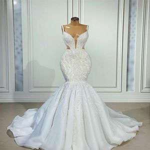 2022 Sexy luxueux cristal perles dentelle sirène robes de mariée robes de mariée broderie Spaghetti col en V balayage train robe de mariage