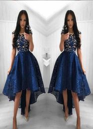 2022 Sexy Bleu Marine Plus Taille Robes De Cocktail Jewel Neck Illusion Dentelle Appliques Cap Manches Haut Bas Robe De Bal Courte Homecoming4526442