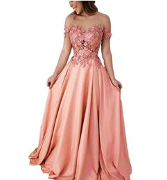 2022 Sexy Peach ALine longues robes de demoiselle d'honneur longueur de plancher fleur dentelle appliques cristal satin épaule robe de soirée vestido9281308