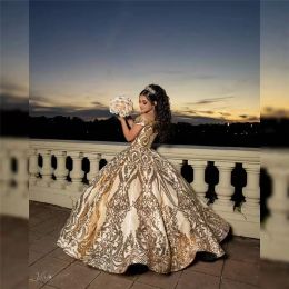 2022 Robe de bal dorée brillante Quinceanera Robes perlées à épaules dénudées en tulle pailleté doux 15 16 robe XV tenue de fête CG001