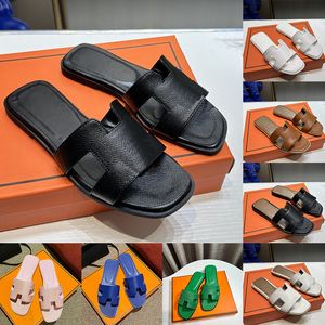 Designers Sandal pour femmes dames sandales de mode célèbre designer femmes orange noir blanc cuir appartements talons sandale sliders chaussures d'été claquette