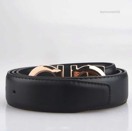 2022 ceinture en cuir lisse ceintures de luxe designer pour hommes grande boucle chasteté masculine top mode hommes en gros fashionbelt006