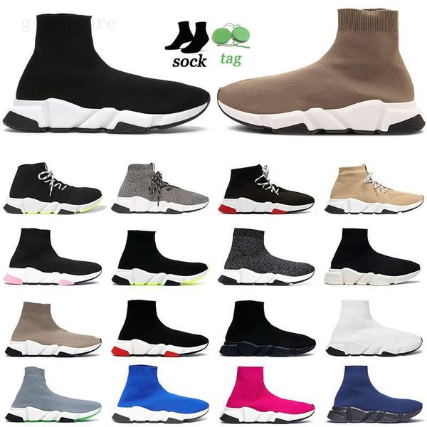 2022 Chaussettes chaussures Tennis Course Coureurs Casual Chaussures Triple Noir Blanc Gris Plat Hommes Femmes Mode Sport Baskets Scarpe Baskets d1