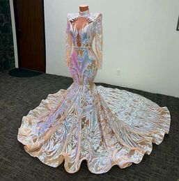 2022 Sparkly Mermaid Modest Avondjurk Lange Mouwen Afrikaanse Pailletten Applique Hoge Neck Robe de Bal Blanche Fishtail Sweep Trein Prom Dresses