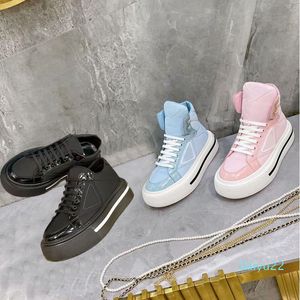 2022 Spring herfst Casual High Top Shoes Women Travel Lace-Up Sneaker Designer Lederen Fashion Running Trainers Woman Shoe Platform Lady Gym Sneakers Maat 35-40-41