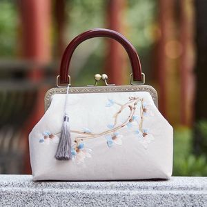 2022 Printemps Cheongsam Antique Sac à main Rétro Sac pour femmes Sacs à main Sacs à dîner Style République chinoise Bouton en soie Lettre Party Hasp Soft Shell Toile Fourre-tout MM