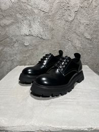 Primavera recién llegado para hombre diseñador de cuero genuino hermosos mocasines zapatos ~ tops para hombre nuevo diseñador Zapatos mocasines TAMAÑO DE LA UE 39-45