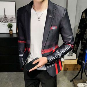 2024 Lente Nieuwe Mannen Plaid Blazer Mode Casual Mannen Slanke Jasje Banket Bruiloft Club Jurk Branded Heren kleding