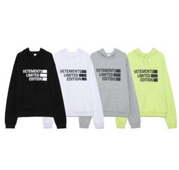 2022 SS VETEMENTS Sweat à capuche Men039s Sweats à capuche ÉDITION LIMITÉE Broderie graphique VETEMENTS Sweatshirts VTM Col à capuche Tag Streetw7304686