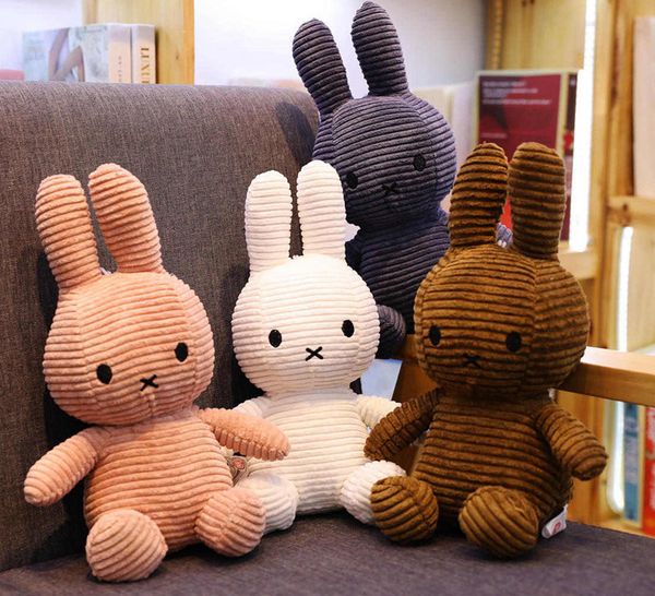 2022 animales de peluche venden al por mayor las muñecas suaves afortunadas preciosas de la mascota del conejo de los juguetes de la felpa de la historieta los 25cm