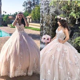 2022 prachtige Quinceanera-jurken zie hoewel top lieverd veterapplique ball jurken prom sweet 16 jurk gewaden de soiree avond wea 2918