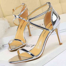 2022 Zomer Elegante vrouwen 8 cm High Heel Prom Sandals Brand Gold Sier Stiletto Heels Open Teen Sandals Prom Gladiators Shoes G220525