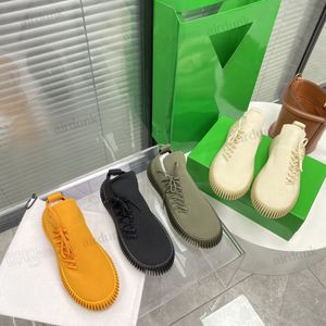 Ripple Sneakers tejer zapatos nuevo estilo Diseñadores Zapatos de mujer gamuza y malla Suela de goma a rayas Algodón elástico Hombres muestran botegas de alta calidad zapato cómodo 35-45