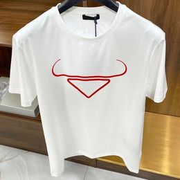 2023 Summer Mens Designer T-shirt Casual Homme Femme T-shirts avec lettres imprimées manches courtes Top qualité hommes vêtements