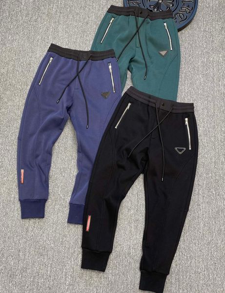 2022 Automne et hiver Nouveaux pantalons pour hommes Pantalons de crayon de poche à glissière de haute qualité de concepteur confortable matériau respirant mode sport décontracté hommes pantalons de luxe