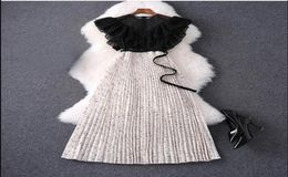 2022 Zomer Korte mouw Jurk Round Nek Wit Zwart Kleur Koer Geplooide Paneel Midcalfjurk Elegante casual jurken MQ308980081212956