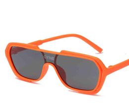 2022 Super nouvelle tendance des lunettes de soleil polarisées Fashion Urban Men039s et femmes039 Changement de couleurs Lunets de hiphop IH985886481