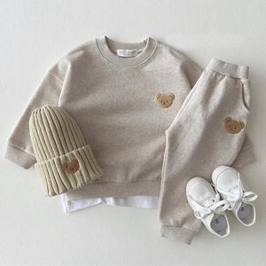2022 Toddler Outfits Clothing Sets Baby Boy Tracksuit Cute Bear Head Embroidery Sweatshirt And Pants 2pcs Sport Suit Fashion big Kids Girls Clothes Set top quality