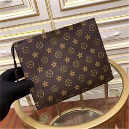 2022 TOP Bolsas de cosméticos Bolsa de aseo Bolsa de aseo 26 CM Bolsa de lavado de belleza Embrague Monogramas Lona Cuero