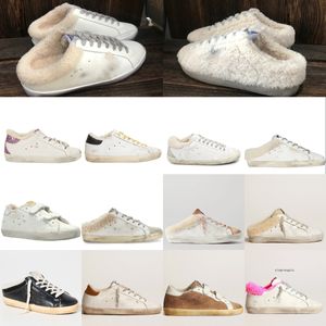 2022 Top Designer Gouden Schoenen Laarzen Slip-on Super Star Sneakers Sneeuwlaarzen Wit Do Old Dirty Klassieke Enkellaars Vrouw Mannen Winter Warme Schoenen Luxe Pluizige Slippers