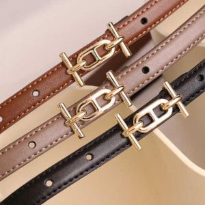 2022 Topkwaliteit Girl Leather Belt damesmodegordel veelzijdige decoratief dunne pak zomer Koreaanse zwarte jeans klassieke luxe 2312