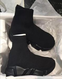 2022 Topkwaliteit Snelheid Trainer Sokken Schoenen voor mannen Vrouwen Triple Black Wit Red Casual Shoes Fashion Designer Sneakers Ankle Boot3665390