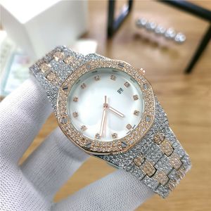 2022 Venta superior relojes para hombre con movimiento de cuarzo helado todo reloj de diamantes vestido casual reloj de pulsera estilo de vida reloj impermeable para amante analógico montre de luxe