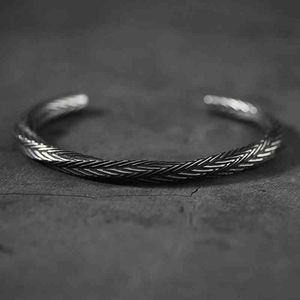2022 Trend Nordic Viking Patroon Bangle Armbanden Armbanden voor Mannen Pulseras Hombre Titanium Stalen Armband Mode-sieraden