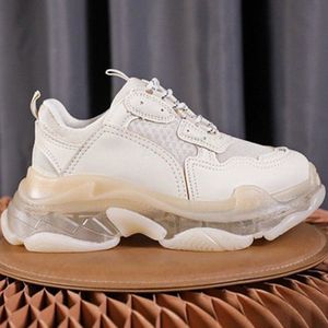 2022 Triple S Womens Mens Designer schoenen platform Casual sneakers Crystal Bottoms Vintage Paris 17fw triples platte heldere enige loafers luxe sporttrainers PR01
