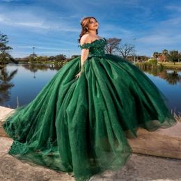 2022 Vintage Emerald Green Quinceanera Robes Appliques en dentelle Perles cristallines au large de l'épaule Lace Up Ford Tulle Puffy Ball Robe Prom 258L