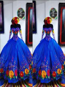 2022 Vintage bleu royal mexicain doux 16 robes Charro fleur brodée satin sur l'épaule robe de Quinceanera Illusion longue 5548978