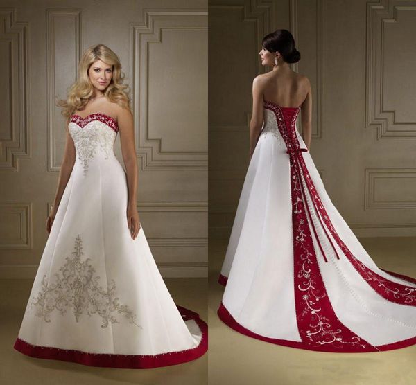 2022 Vintage Vin Rouge Et Blanc Satin Broderie Robe De Mariée Rétro Chérie Sans Bretelles Une Ligne Cour Train Pays Robes De Mariée Plus La Taille Robes De Mariée