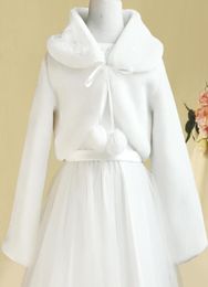 2022 Chaqueta de invierno blanca Niñas Niños Capas Cálido Manga larga Boda Flor Chica Abrigo Chaqueta Nupcial Niñas Abrigo Accesorios In8941868