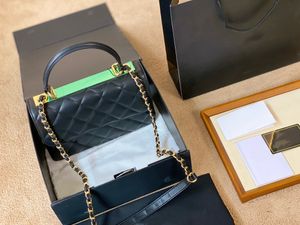 2022 gros sacs de dames de qualité supérieure sacs à main de luxe de la mode des concepteurs féminins classiques or matériel Grace Totes femmes sac à bandoulière Portable Wallet