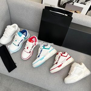 Designer Femmes Hommes Chaussures Mode MA 1 Baskets Rouge Blanc Noir Rose Baskets Pour Femme Hommes Courir Haute Qualité Casual Chaussure