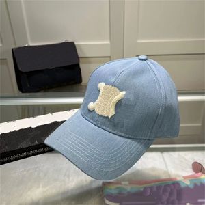 2022 Winterbalkappen voor heren vrouwelijke ontwerper Cashmere Baseball Cap met letters Fashion Street Hat Beanies Trucker Cap Multi Colors 666CVXV