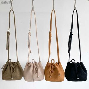 2022 hiver nouvelles femmes sac à main Faux daim jeunesse cordon seau sac chanceux sac coréen femme Mini bandoulière sac à bandoulière L230704