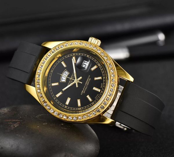 2022 Femme Designer De Luxe montres automatiques mens marque de mode usine diamant montre dame mécanique haute qualité noir tag montres-bracelets A-94