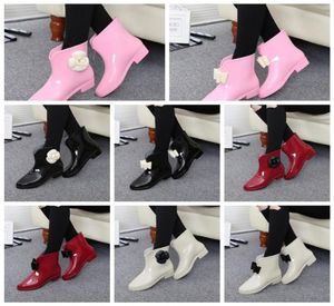 2022 Femmes Bottes de pluie Galoshes Style sud-coréen avec fleur Bowknot Antisiskide Bas Shoes Wellington Wellington Chaussures en caoutchouc Ajouter V7757176
