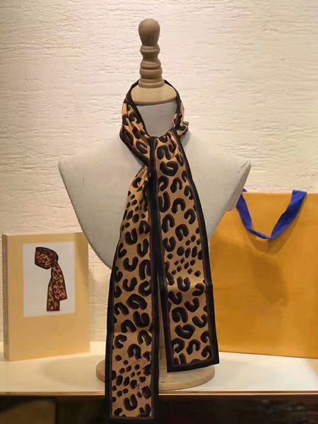 2022 Fashion Fashion Swek Scarf Designer Classic Handbag Sac à main Écharbes de haute qualité Brand de luxe High-de-Neckerchief Size8 * 120cm