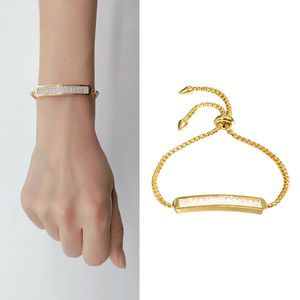 Bracelets de poignet pour femmes avec pierre blanche, accessoires de mode à la main, cadeaux réglables, bijoux africains, cadeau de noël de dubaï, cadeaux de qualité supérieure pour femmes, 2022