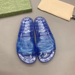 2022 Sandales pour femmes Sandales rembourrées Pantoufles d'extérieur Chaussures de banquet Pantoufles en cuir d'été Multicolore Talon haut plat Taille 35-42 25977