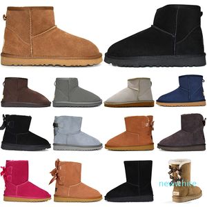 2022 Dames Snow Boots Designer Sneakers Triple Black Chestnut Purple Pink Gray Fashion Classic Ankle Short Boot Dames Ladies Girls Booties Winter 5