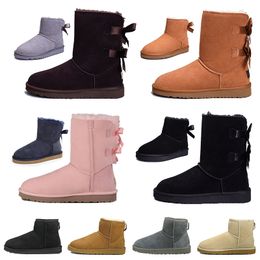 2022 Femmes Bottes de neige triple noir violet rose marine gris mode classique mini kaki botte courte femmes dames filles chaussons chaussures d'hiver