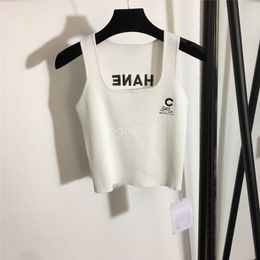 2022 Femmes Summer Knit Tee Tops avec lettre brodée Femme Casual Runway Coton Designer Tank Crop Top T-shirt Vêtements Haut de gamme Pulls Camisole