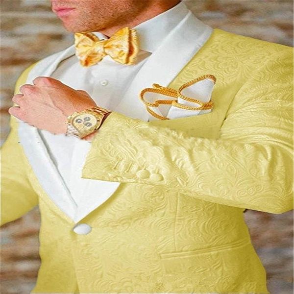 2022 Jaune Custom Made Jacquard Groomsmen Rose Groom Tuxedos Blanc Châle Revers Hommes Costumes De Mariage Prom Party Homme Blazer Pantalon Set228R