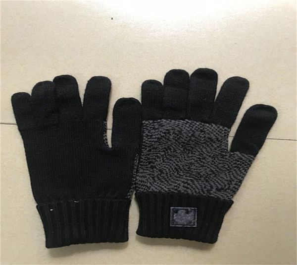 2022B tricot automne gants de couleur unie designers européens et américains pour hommes femmes écran tactile gant hiver mode mobile smart3294908