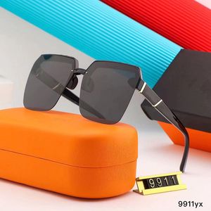 2022Designer lunettes de soleil mode été plage lunettes plein cadre lettre Rectangle conception pour homme femme 4 en option de haute qualité